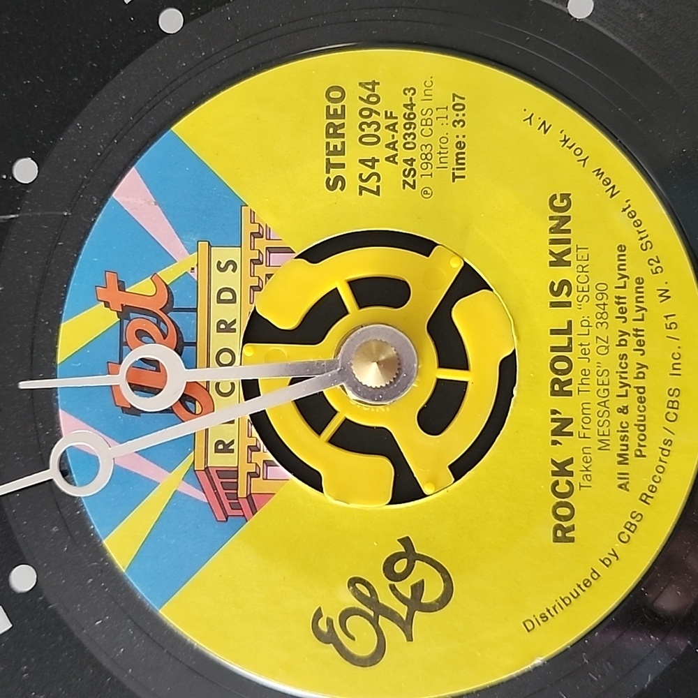 Rock and Roll is King desk clock. - Picture 4 of 7